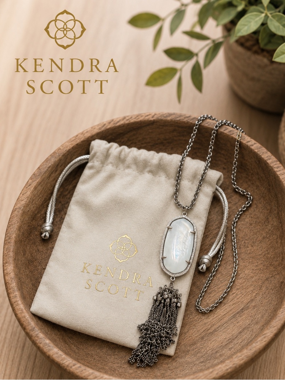 ✨ Kendra Scott Rayne Mother of Pearl Tassel Pendant Necklace + Bag